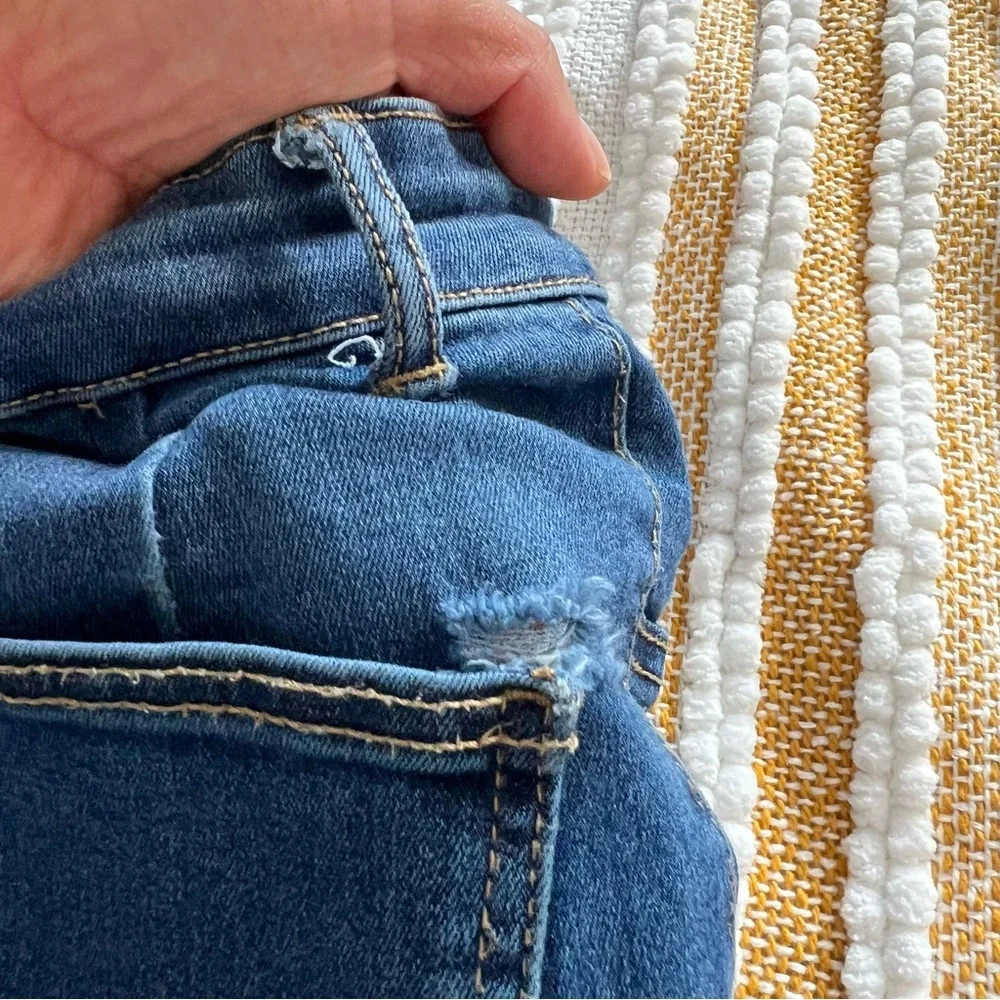 Zara Women's Blue Jeans‎ Size 04